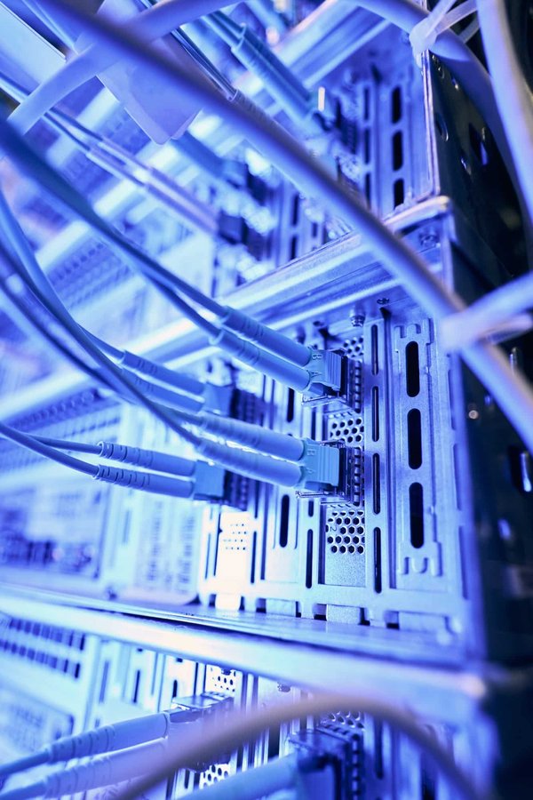 Optimisation de la connectivité : L''importance essentielle de la baie de brassage pour des performances réseau maximales