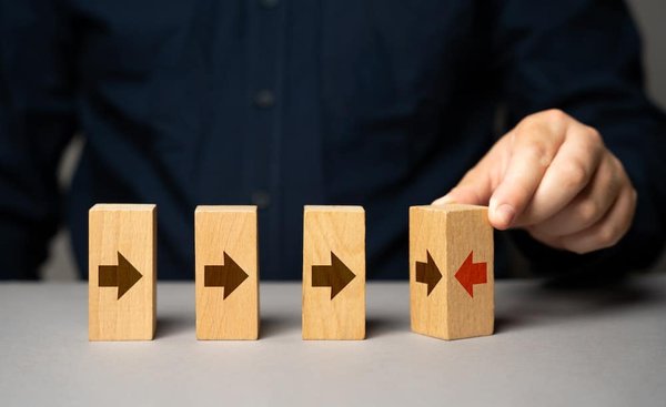 Quelles sont les implications éthiques de l'intelligence artificielle sur Internet ?